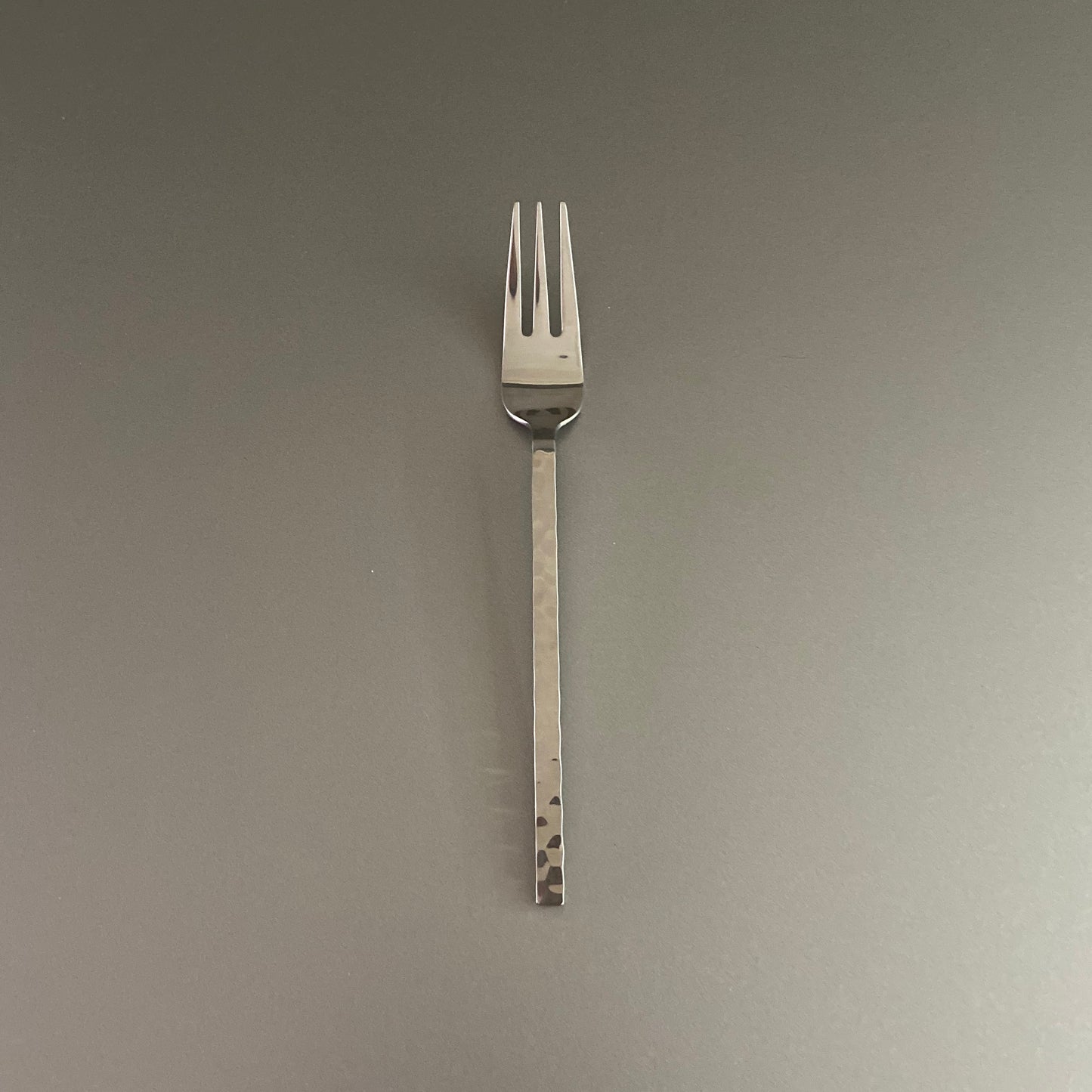 Sloane Hammered Cutlery Set