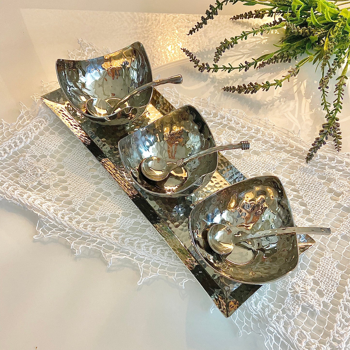 Bombell Hammered Mezze Set, 4pcs