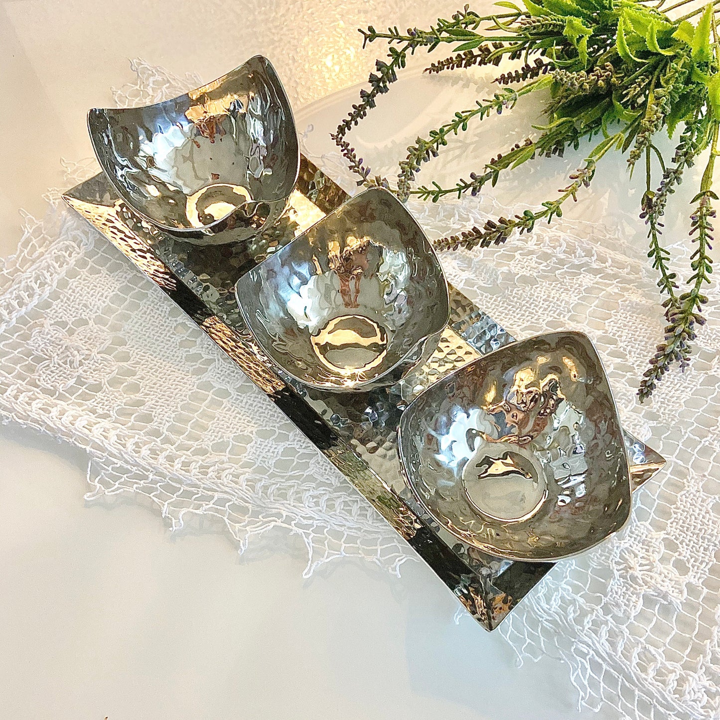 Bombell Hammered Mezze Set, 4pcs