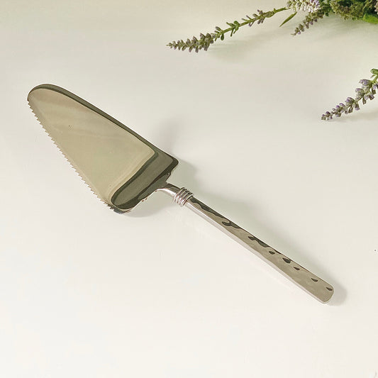 Crown Hammered Cake Server, 24cm